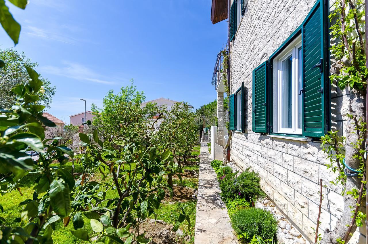 Apartments Mate Trogir Exterior foto